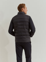 Blusão acolchoado com gola subida