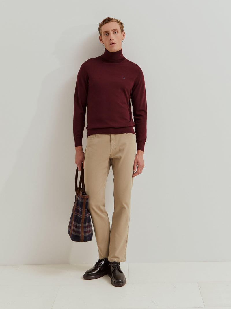 Calças regular fit 5 bolsos