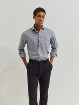 Camisa slim fit micropadrão