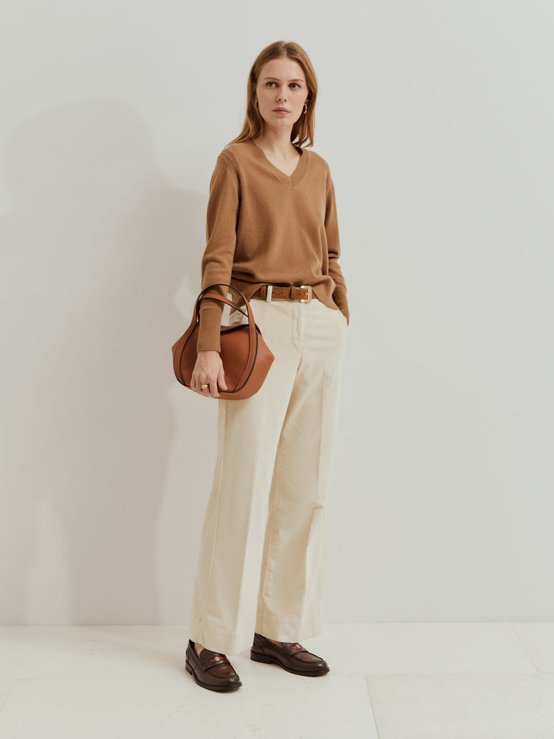 Camisola de lã decote em V