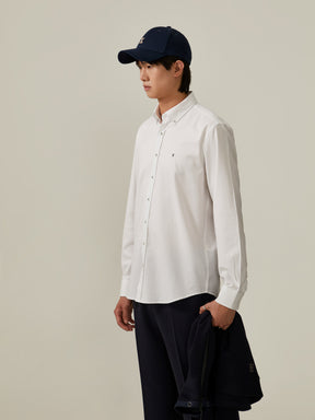 Camisa slim fit com fita em contraste