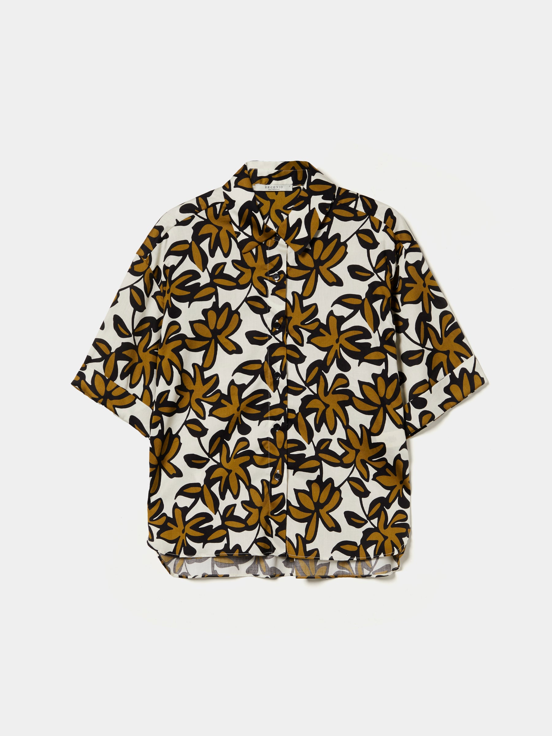 Camisa manga curta com padrão floral