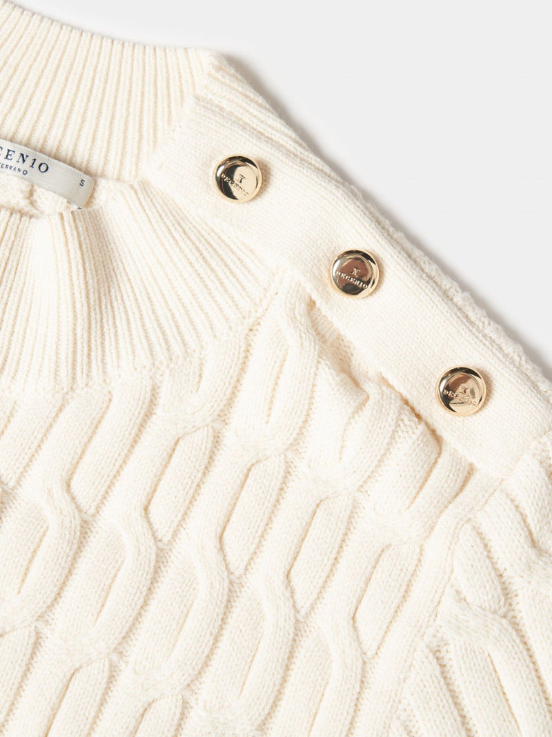 Camisola malha entrançada com botões