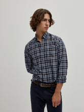 Camisa regular fit com padrão xadrez