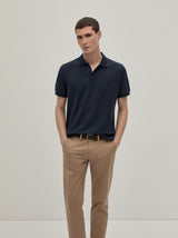 Polo piqué regular fit com risca