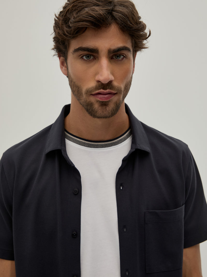 Camisa manga curta em malha piqué