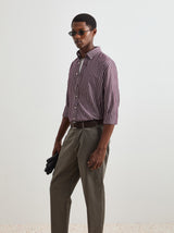 Camisa regular fit às riscas em popelina