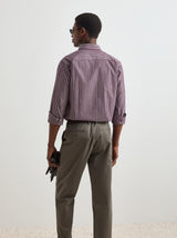 Camisa regular fit às riscas em popelina