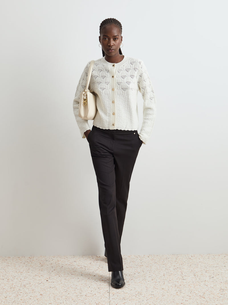 Casaco Tricotado com Botões Dourados