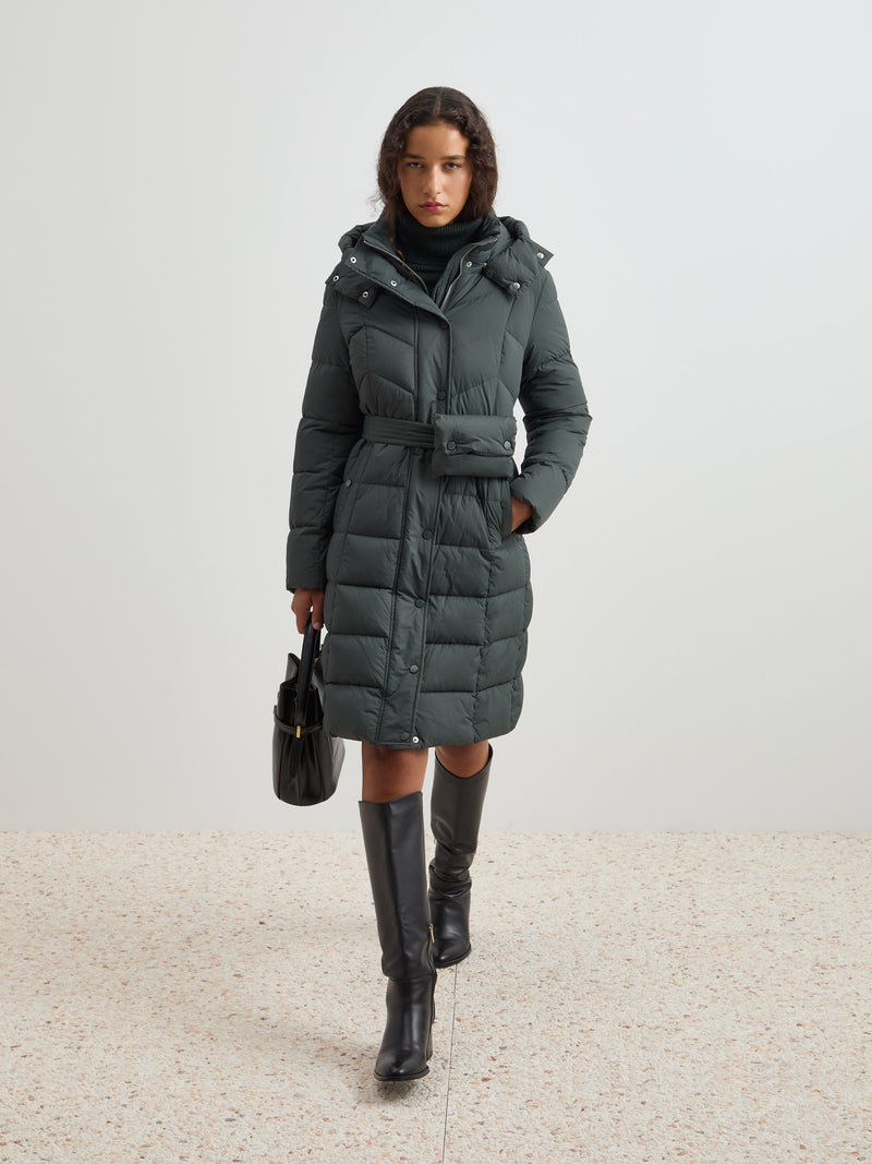 Blusão comprido acolchoado com cinto