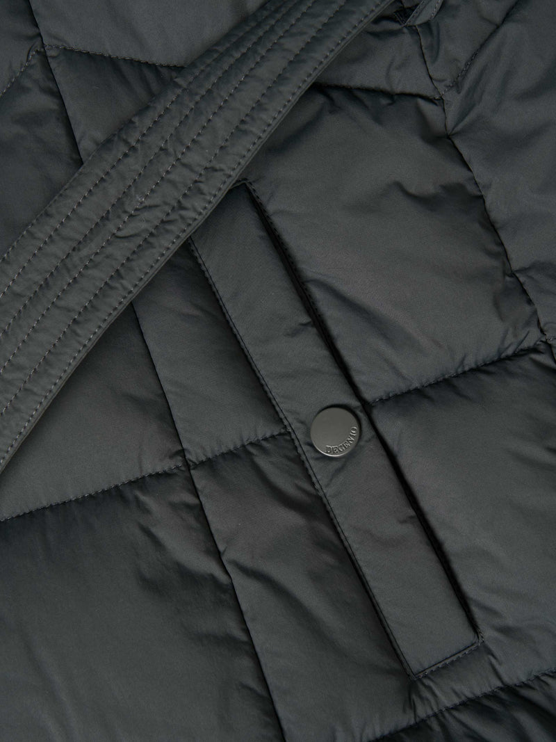 Blusão comprido acolchoado com cinto