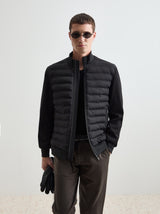 Blusão acolchoado com mangas de malha