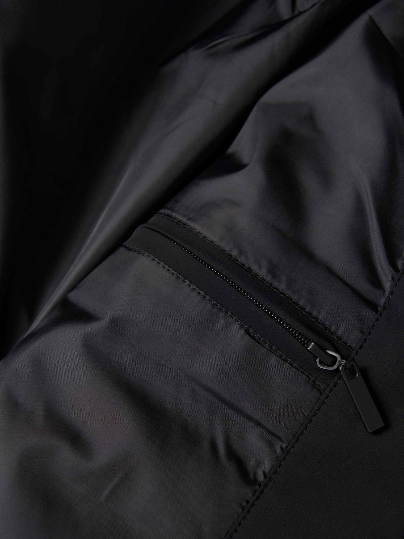 Blusão acolchoado com mangas de malha