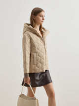 Blusão acolchoado com capuz