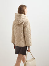 Blusão acolchoado com capuz