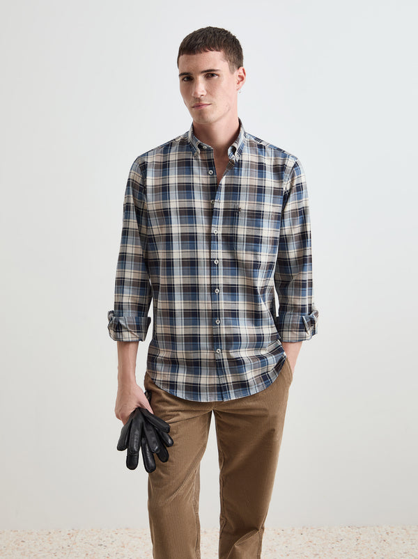 Camisa Regular Fit aos Quadrados