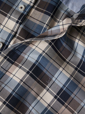 Camisa Regular Fit aos Quadrados
