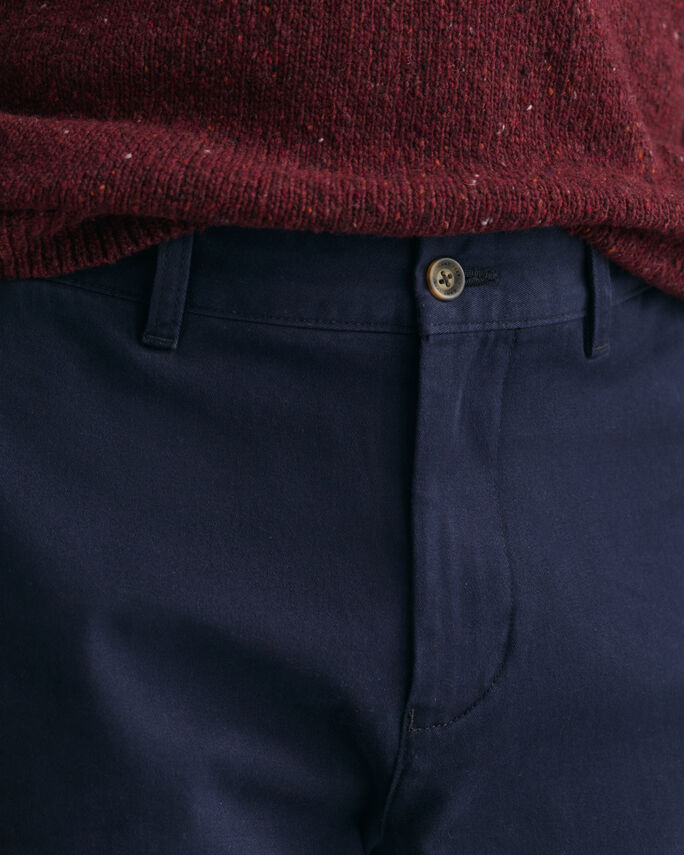 Calças chino em sarja slim fit