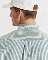 Camisa em linho e algodão às riscas regular fit