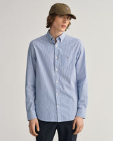 Camisa Oxford às riscas corte normal