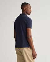 Rugger piqué com colarinho contrastante