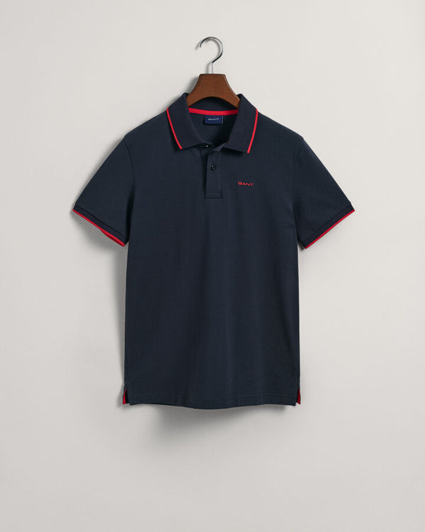 Polo em algodão piqué com debrum contrastante