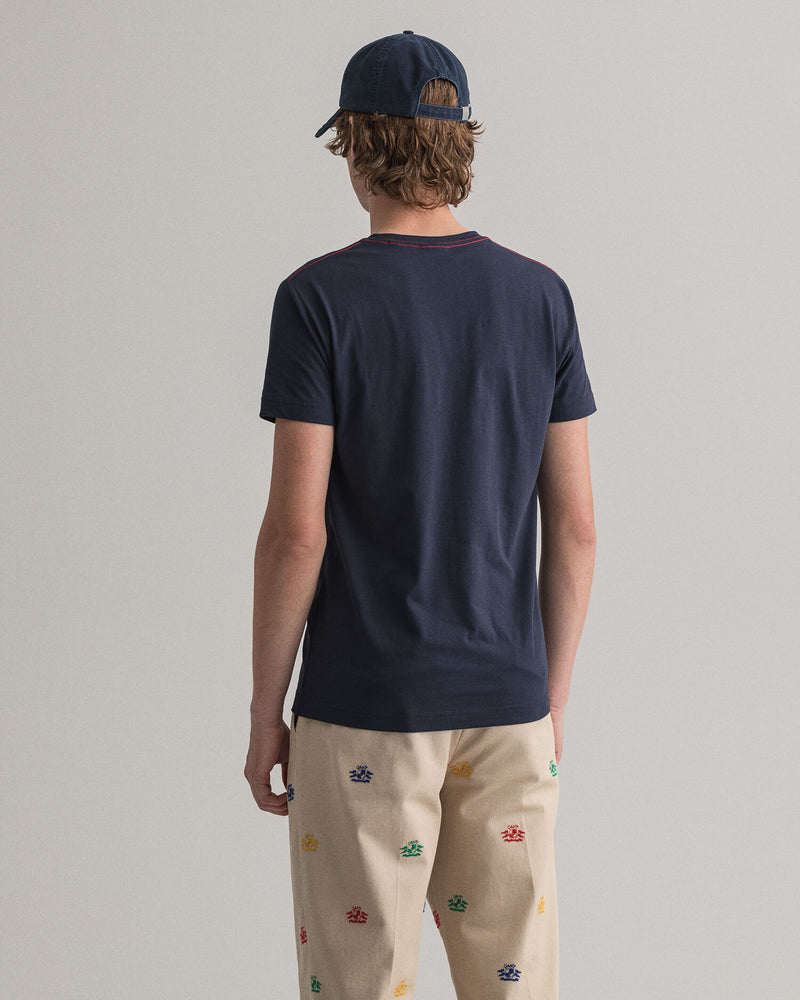 T-Shirt Contrast Logo