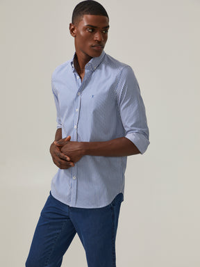 Camisa com corte regular fit
